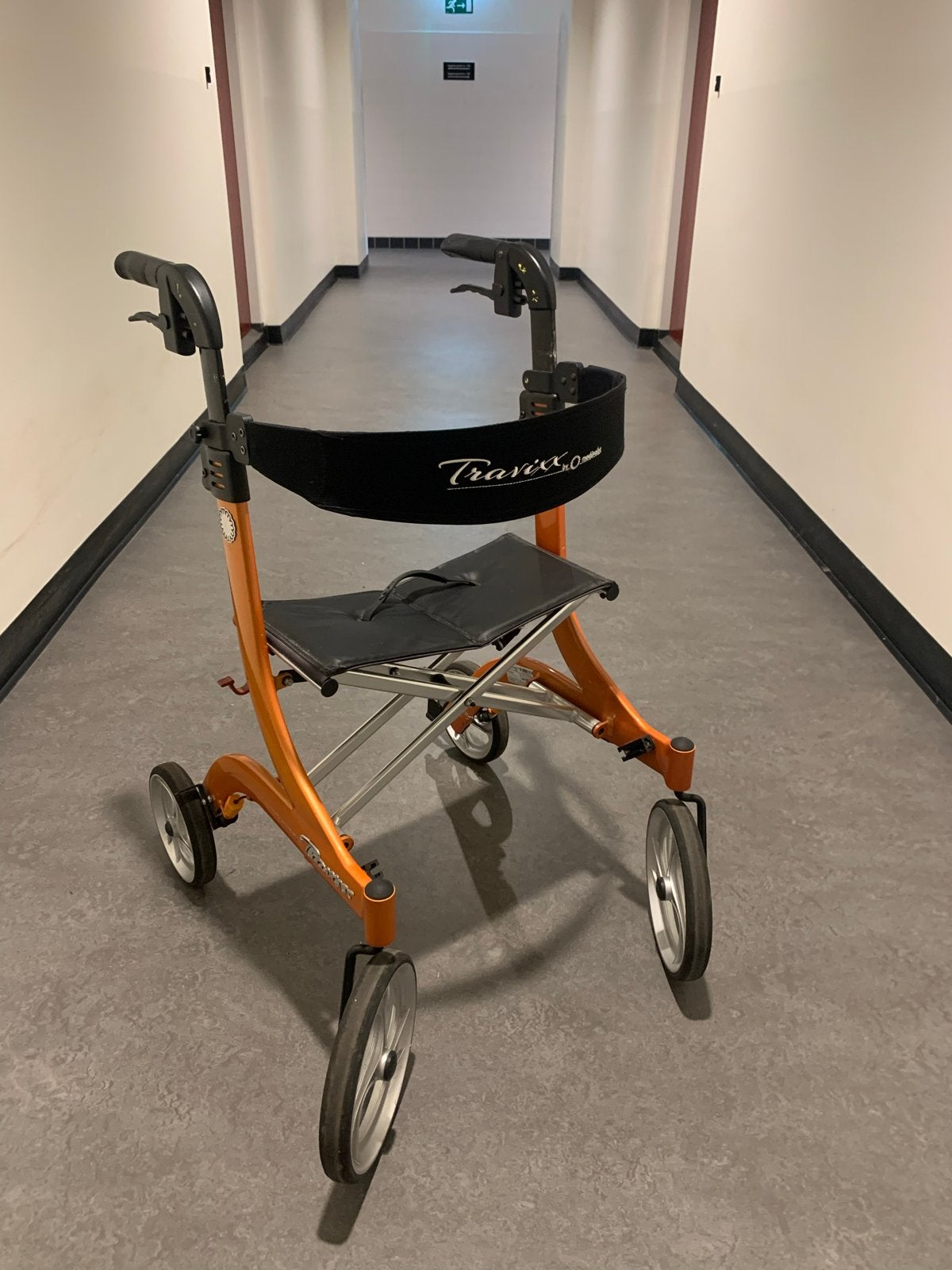 Rollator Travixx van Medipoint, Ophalen, Gebruikt
