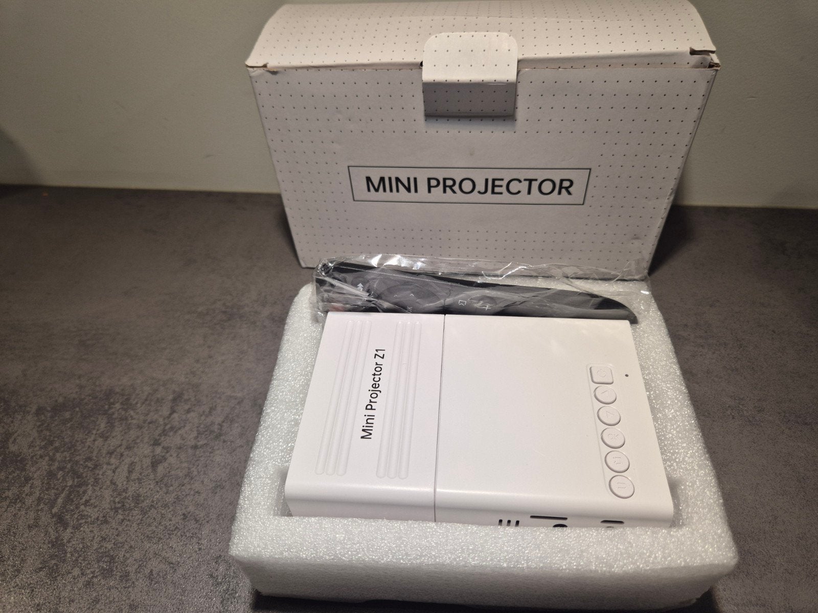 Mini Projector Z1 - Compacte Beamer voor Thuisbioscoop, Audio, Tv en Foto, Ophalen, Overige technologieën, Nieuw, Mini Projector