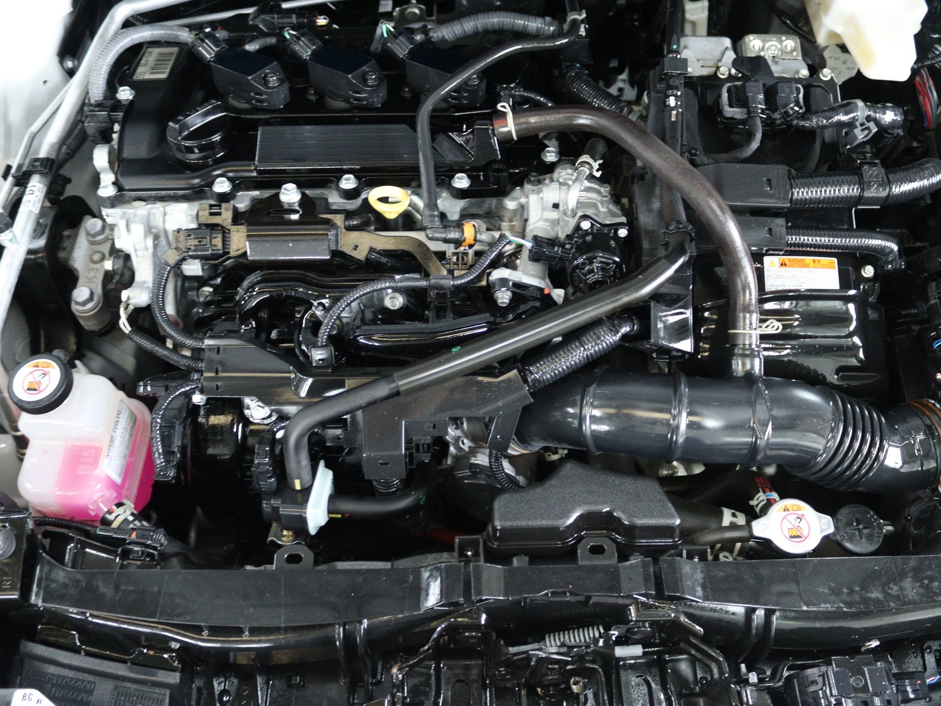 Toyota Yaris 1.5 Hybrid 115 Active | Apple CarPlay / Android, Auto's, 12 maanden, 450 kg, Gebruikt, Wit