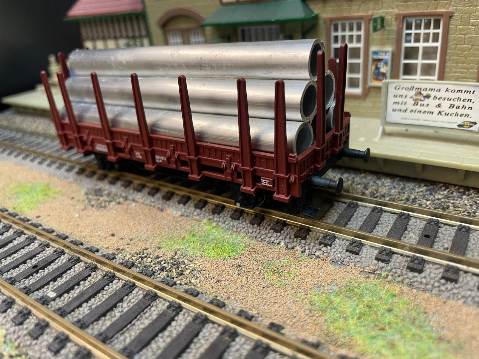 Marklin cargo wagon met buizen lading nr.4459, Wisselstroom, Gebruikt, Wagon, Ophalen of Verzenden