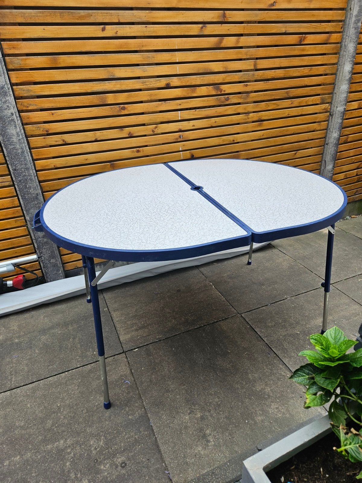 Crespo campingtafel - Compact en verstelbaar, Ophalen