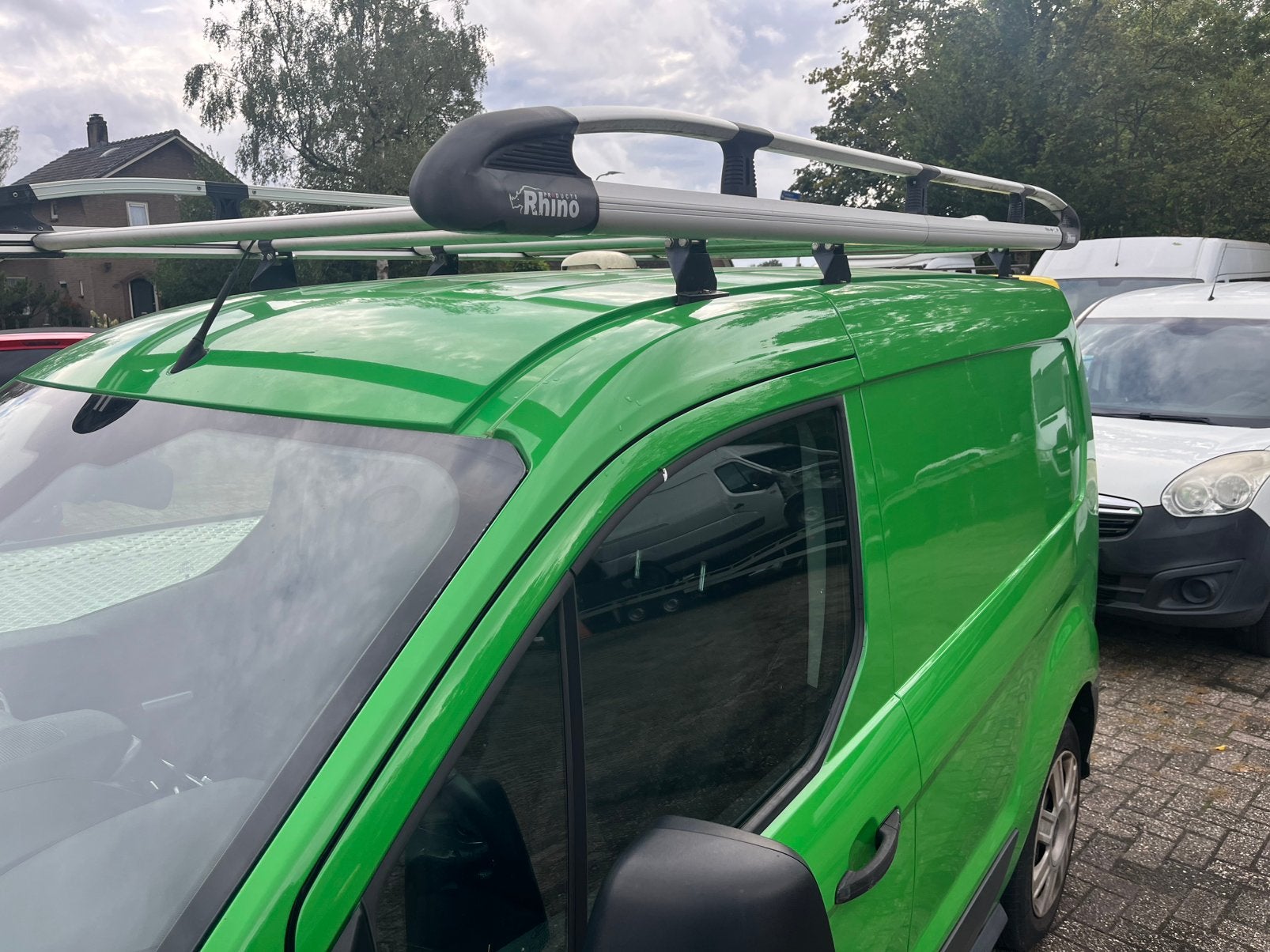 Ford transit connect imperiaal merk rhino, Ophalen, Gebruikt