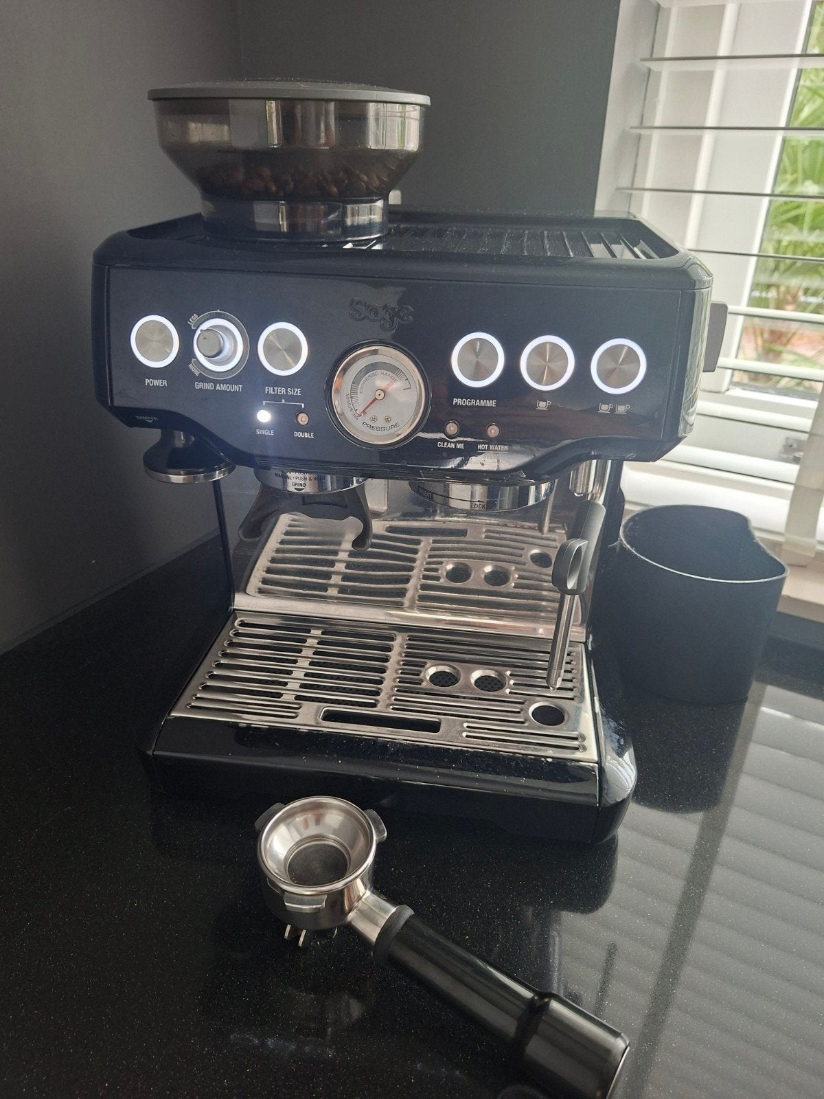 Sage Barista Express, Witgoed en Apparatuur, Koffiezetapparaten, Ophalen, Espresso apparaat, Koffiebonen, Zo goed als nieuw