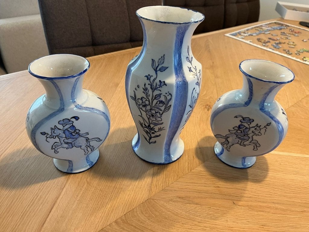 Handgeschilderd Delfts Blauw Kaststel – 3 Vazen (1986), Ophalen of Verzenden