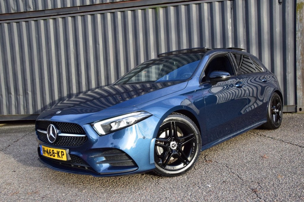 Mercedes-Benz A-klasse 180 Business Solution AMG, Panorama d, Auto's, Mercedes-Benz, 136 pk, Gebruikt, 4 cilinders, Met garantie (alle)
