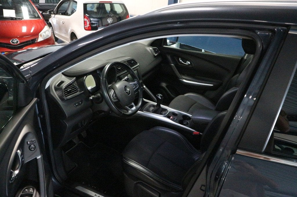 Renault Kadjar 1.2 TCe Intens 12 MAANDEN GARANTIE/ TREKHAAK/, Auto's, Renault, Voorwielaandrijving, Kadjar, Automatische klimaatregeling