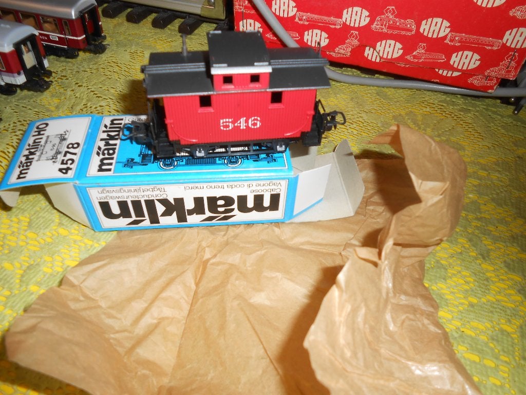Märklin 4578, Caboose 546 rood. USA,  Amerika, Wisselstroom, Verzenden, Märklin, Nieuw