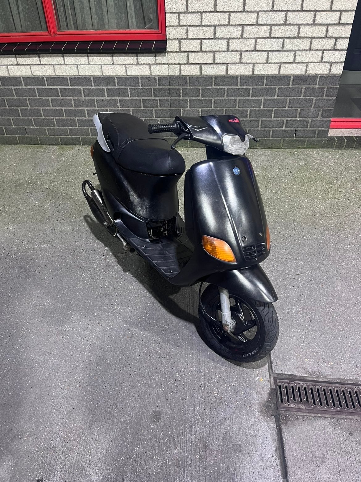 Zip type 3 70cc wok, Fietsen en Brommers, Scooters | Piaggio, Ophalen, Tweetakt, Gebruikt, Maximaal 25 km/u