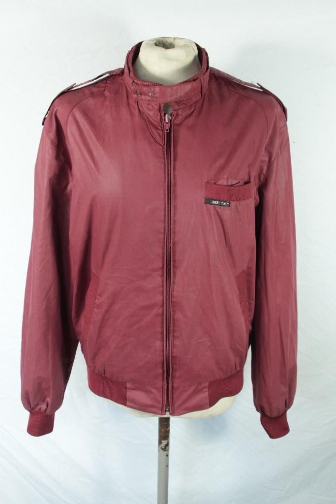 Leuke bordeaux rode tussenjas.Mt 40.Merk Members Only, Kleding | Dames, Jassen | Winter, Maat 38/40 (M), ., Ophalen of Verzenden