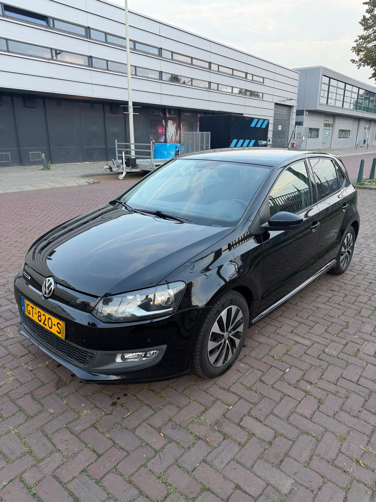 Volkswagen Polo 1.4 TDI BMT 2015 Zwart NAP, Auto's, Voorwielaandrijving, 74 pk, 580 kg, Zwart