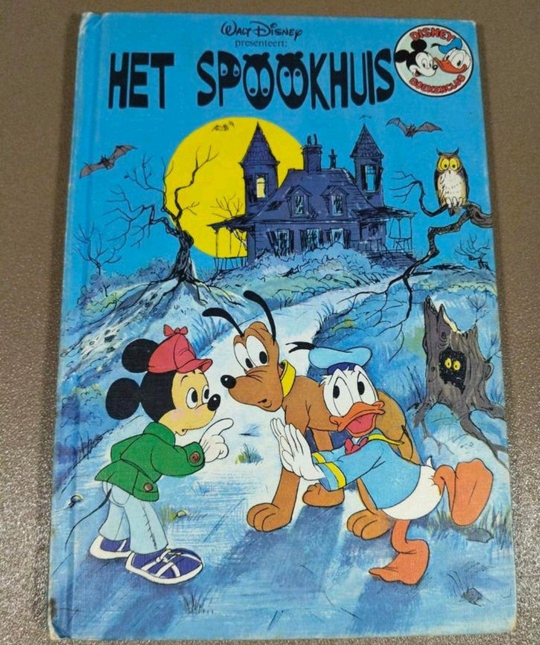 Walt Disney's Het Spookhuis - Vintage Disney boekenclub, Ophalen of Verzenden, Gelezen, Walt Disney, Sprookjes