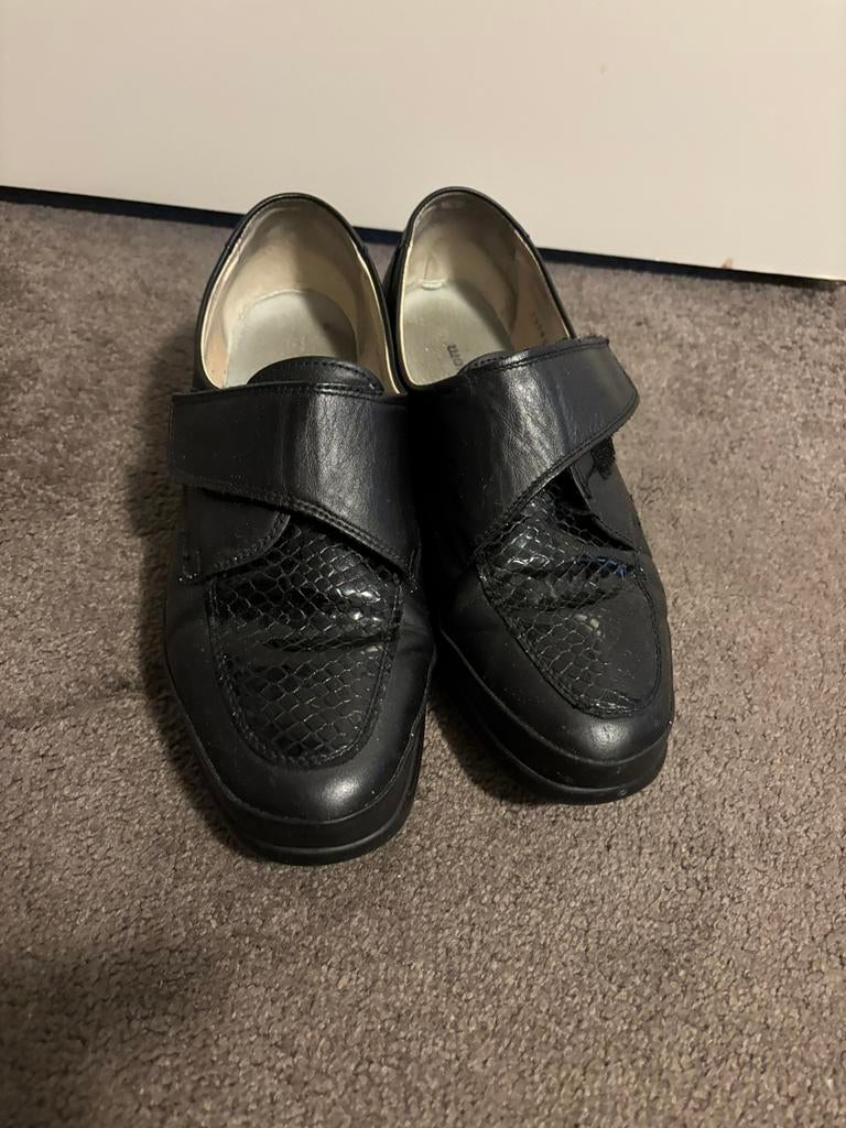 Mooie zwarte waldlaufer comfortschoenen maat 8 maat 42, Ophalen of Verzenden, Zo goed als nieuw, Zwart