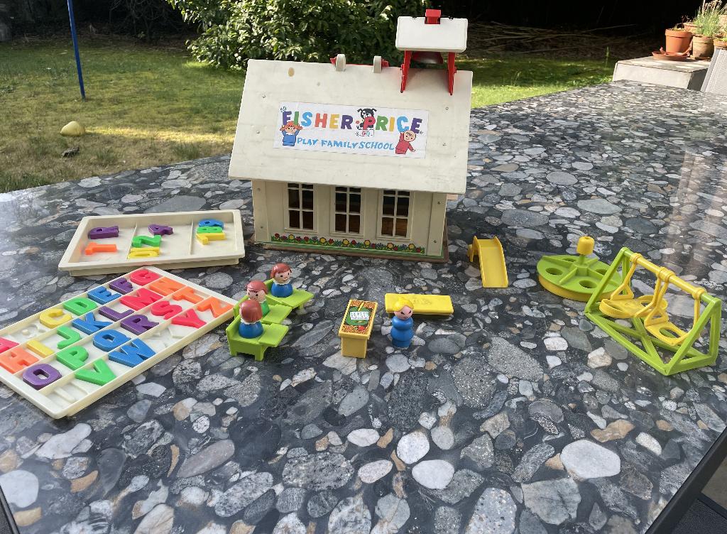Fisher Price Play Family School, Kinderen en Baby's, Speelgoed | Fisher-Price, Ophalen of Verzenden, Gebruikt, Speelset