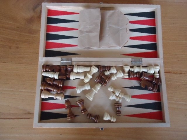Schaakspel en Backgammon in een, Een of twee spelers, Ophalen of Verzenden, Nieuw