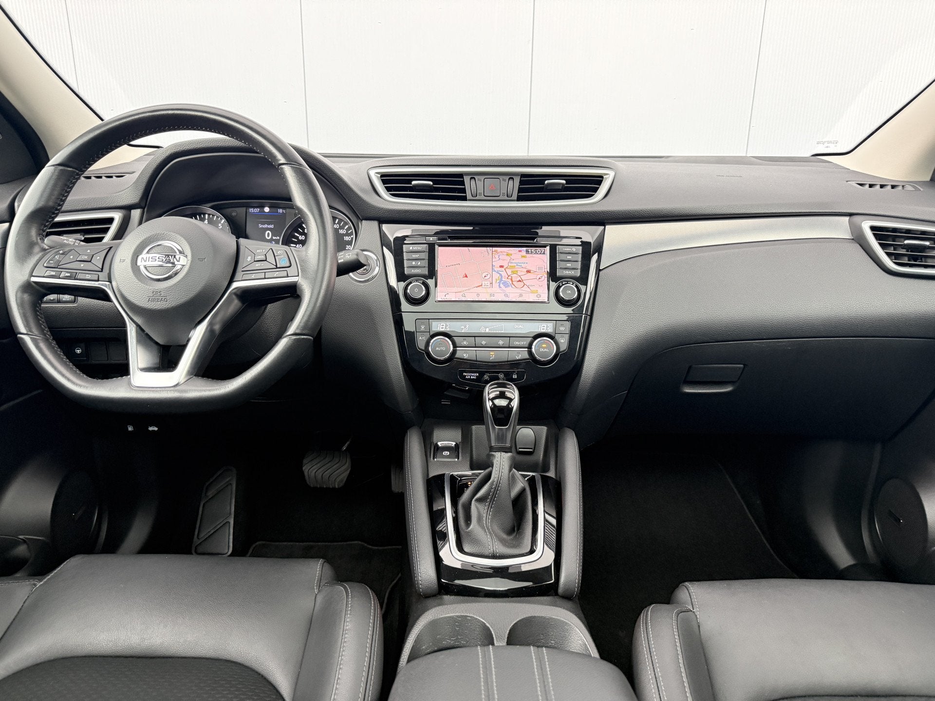 Nissan QASHQAI 1.3 DIG-T Tekna Automaat Panoramadak/Carplay/, Gebruikt, Euro 6, 1290 kg, 160 pk