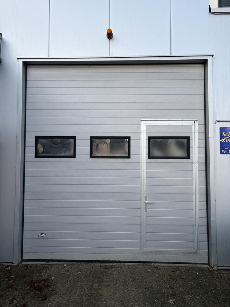 Roldeur 3x3,25m met loopdeur - Alsta, Doe-het-zelf en Verbouw, Deuren en Horren, Ophalen, Gebruikt, Garagedeur, Metaal