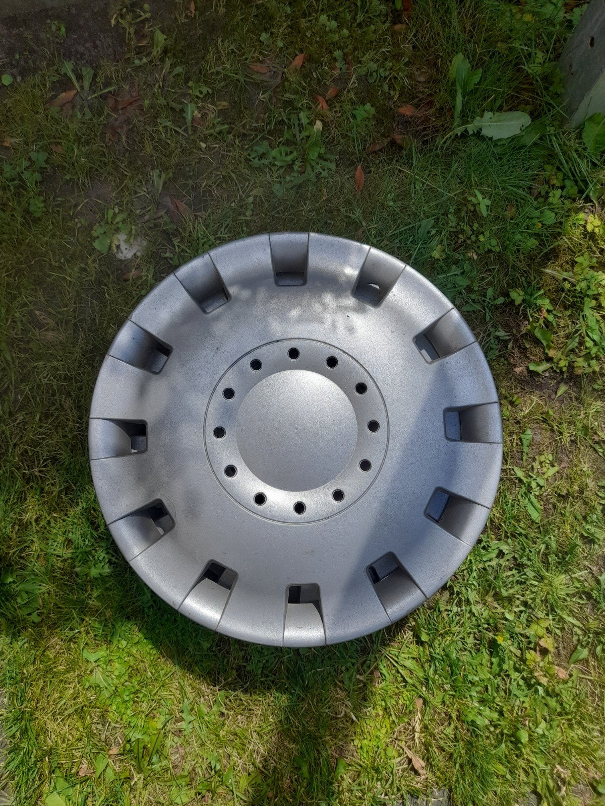 Wieldop grijs - Universeel, Auto diversen, Wieldoppen, Ophalen of Verzenden, Zo goed als nieuw