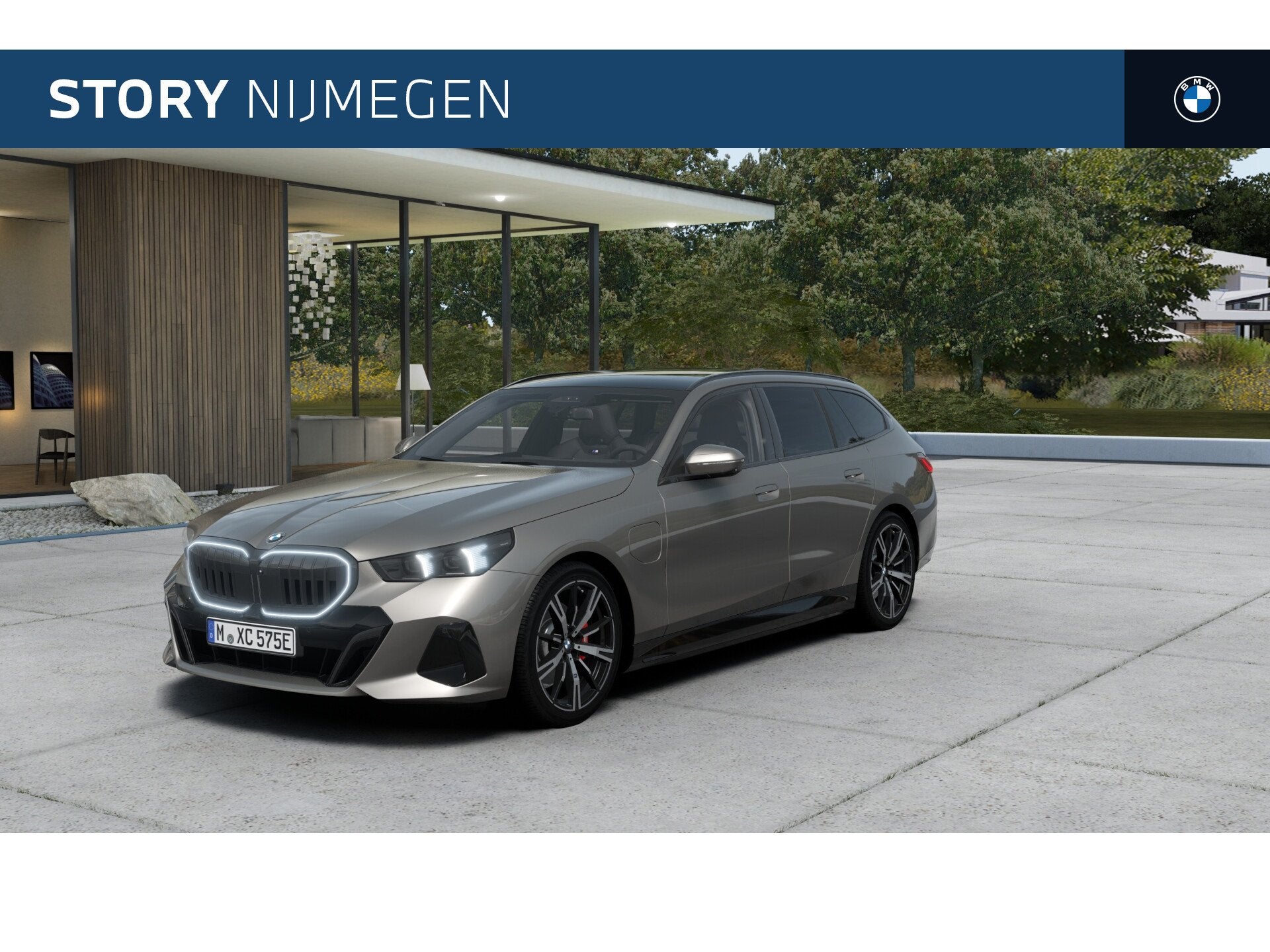 BMW 5 Serie Touring 530e M Sport Automaat / Panoramadak / Tr, Automaat, Achterwielaandrijving, Zwart, 4 cilinders