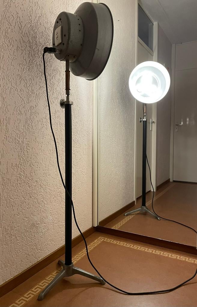 Studiolamp, Ophalen, Gebruikt, Metaal, 150 tot 200 cm