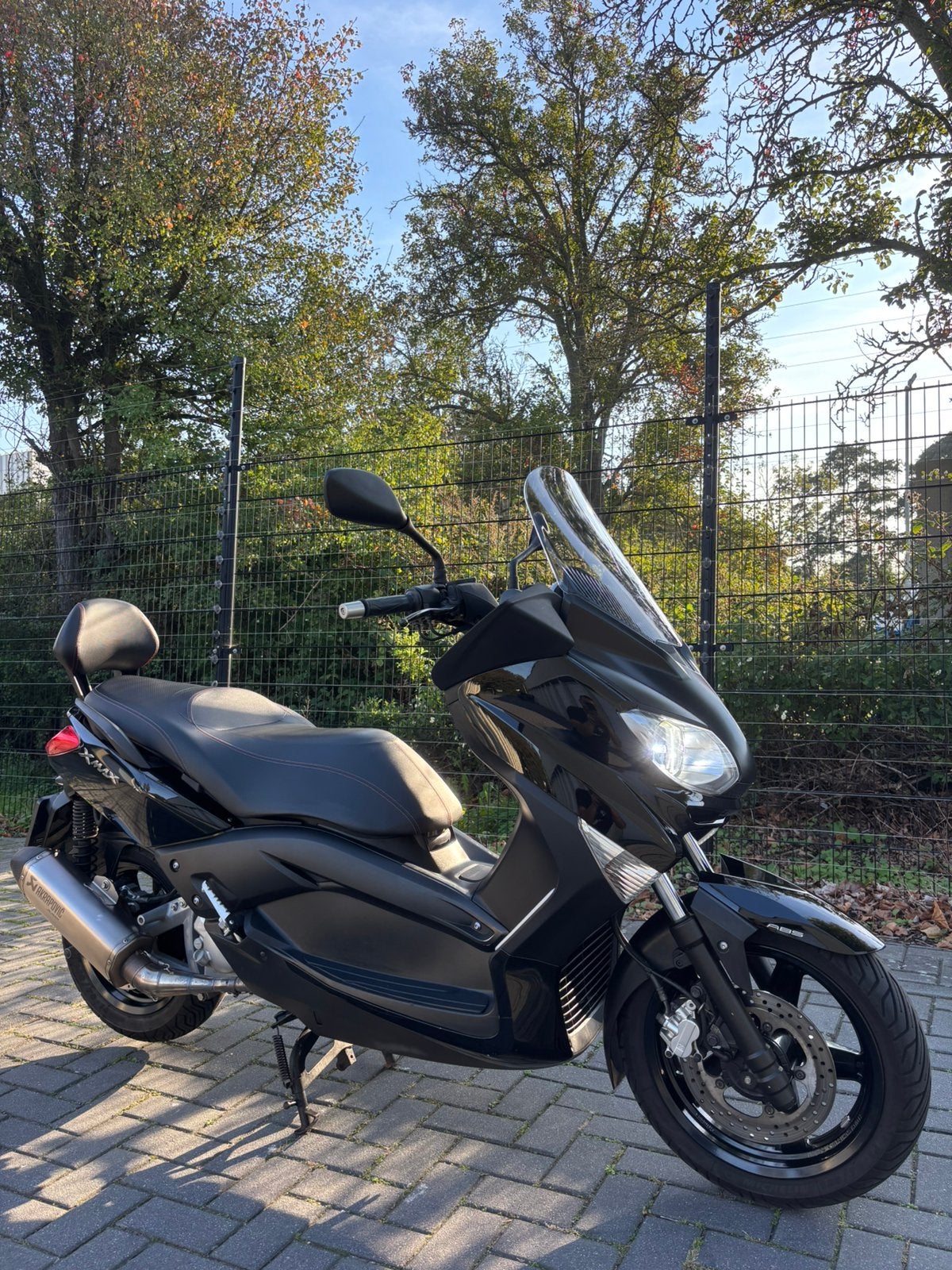 Yamaha XMAX 250 ✅ 24.625 km | Akrapovic | LED | Alarm, Scooter, ABS, Particulier