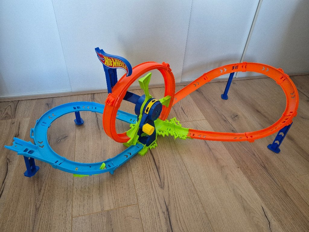 Racebaan hotwheels, Ophalen, Racebaan, Opwindmechanisme, Zo goed als nieuw