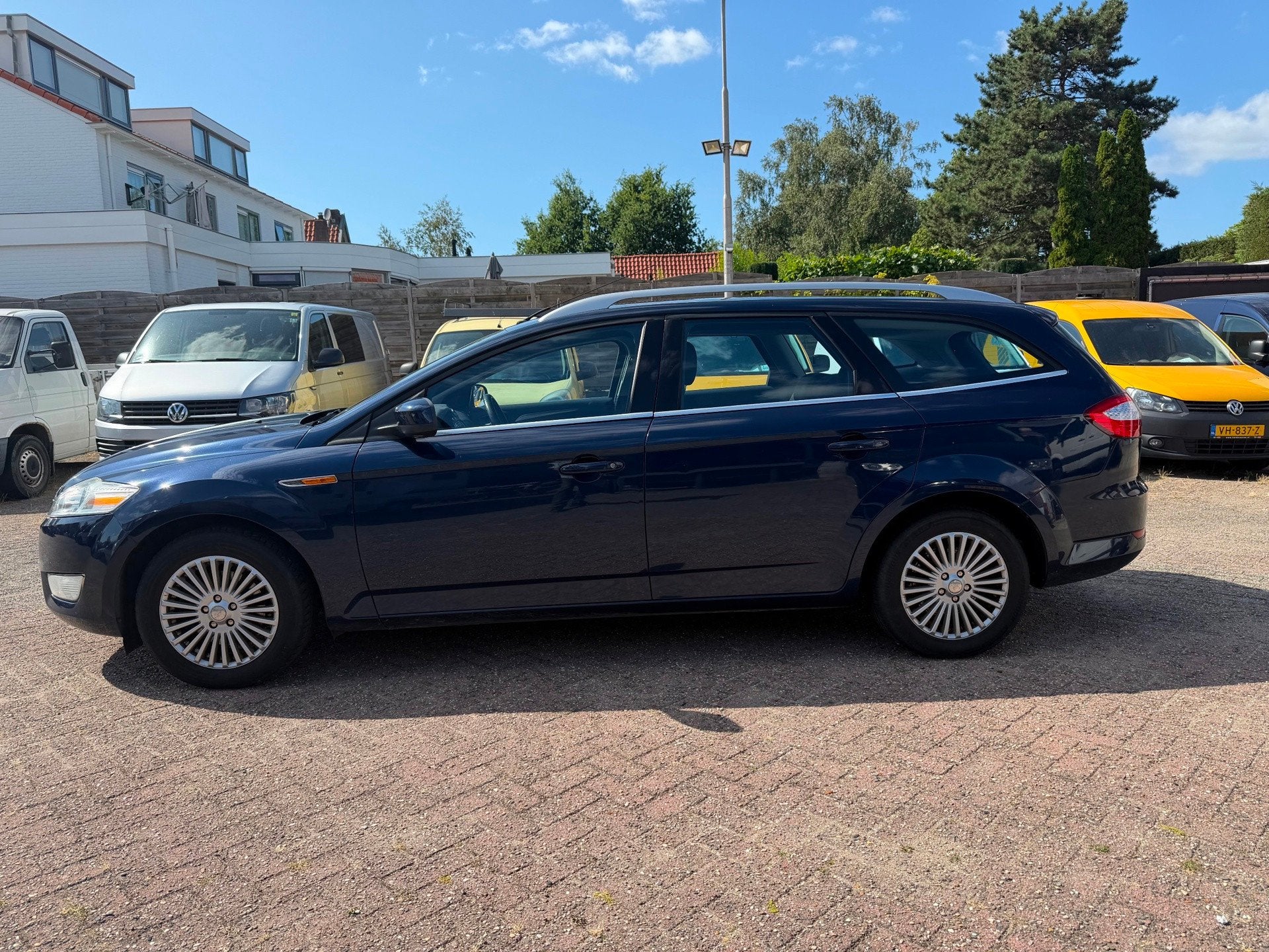 Ford Mondeo Wagon 2.0-16V,107kw/145pk,Titanium,7-2009, Auto's, Ford, Gebruikt, Zwart, Mondeo, Blauw