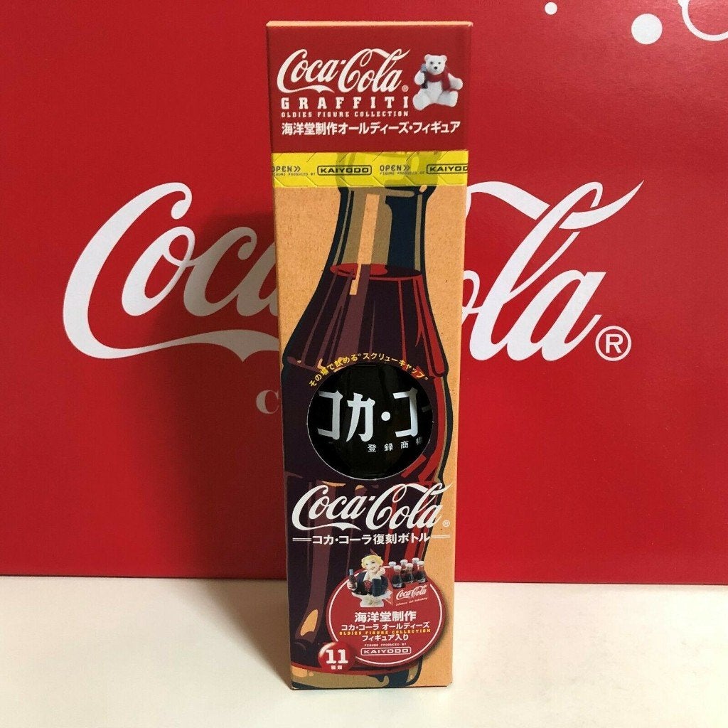 Coca Cola Fles in doos Limeted uitgave gesloten, Ophalen of Verzenden, Nieuw, Gebruiksvoorwerp