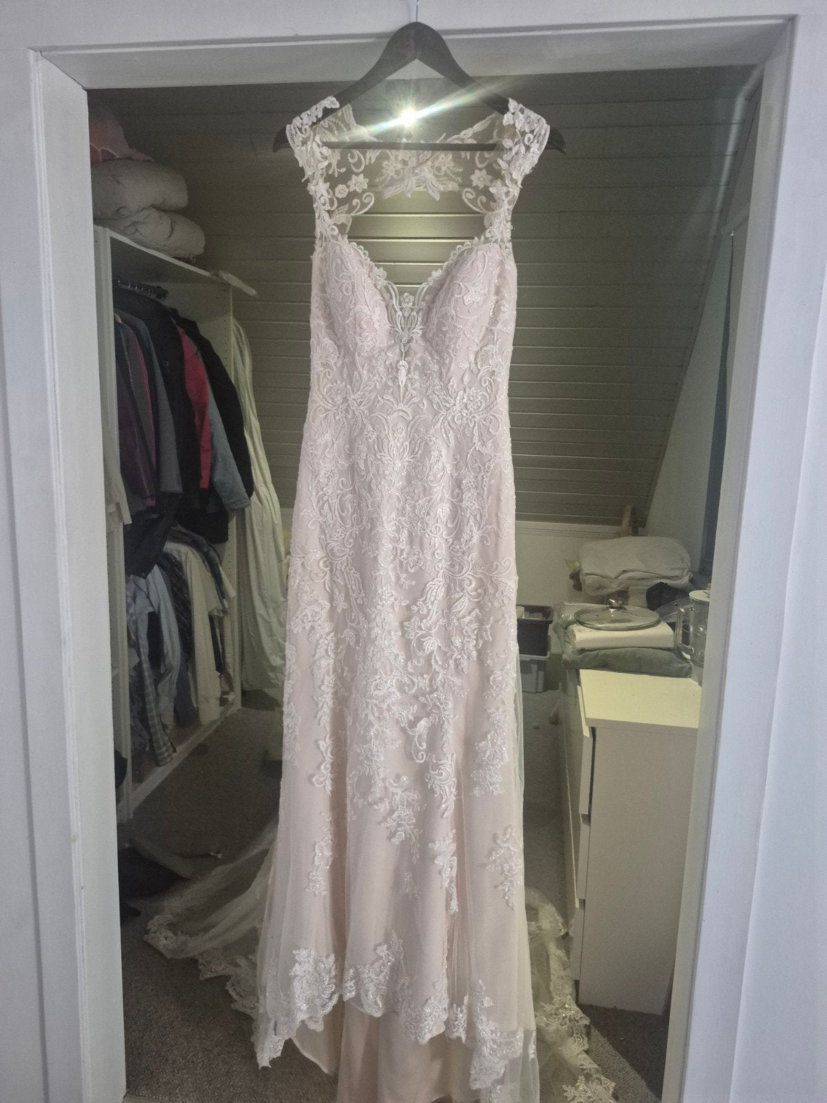 Trouwjurk van stella york, Ophalen, Zo goed als nieuw, Wit, Trouwjurk