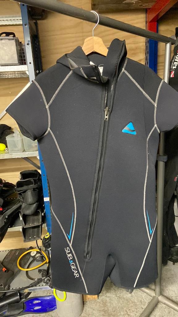 Te koop sub gear shorty, Ophalen of Verzenden, Gebruikt, Duikpak