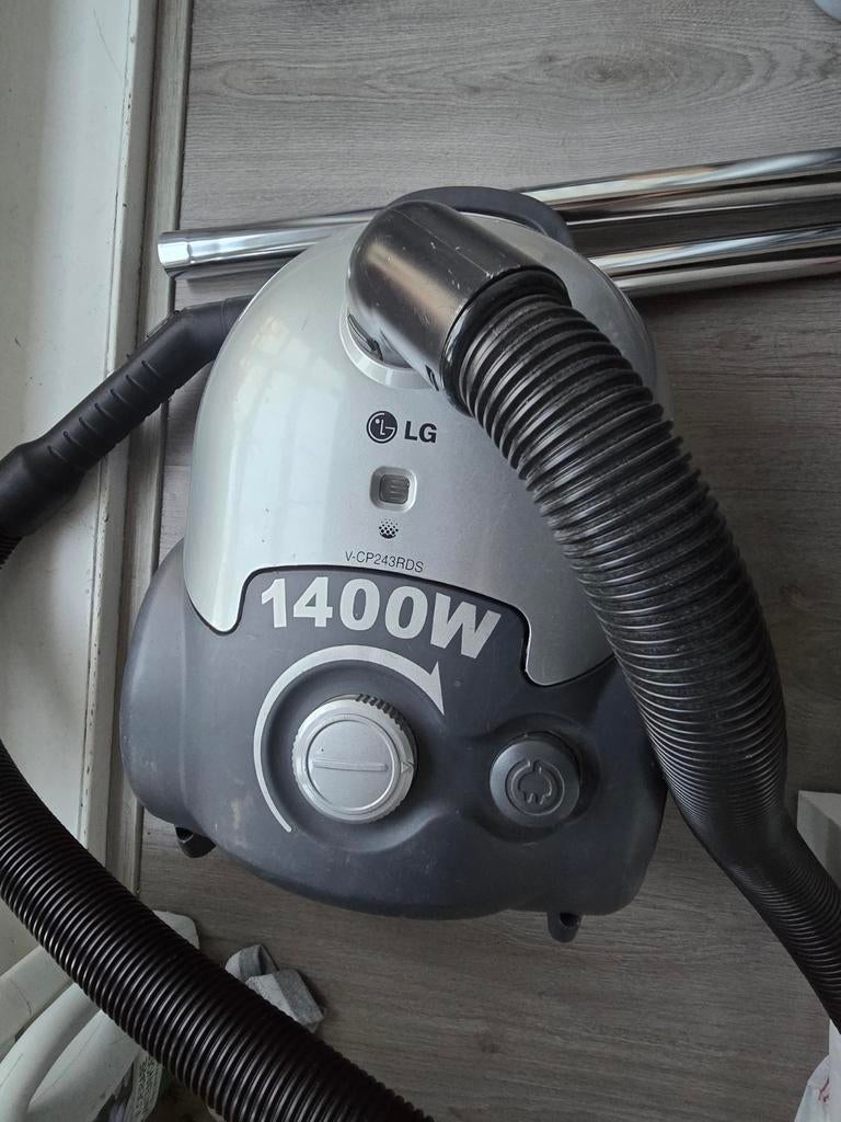 Stofzuiger / vacuum cleaner, Witgoed en Apparatuur, Stofzuigers, Ophalen