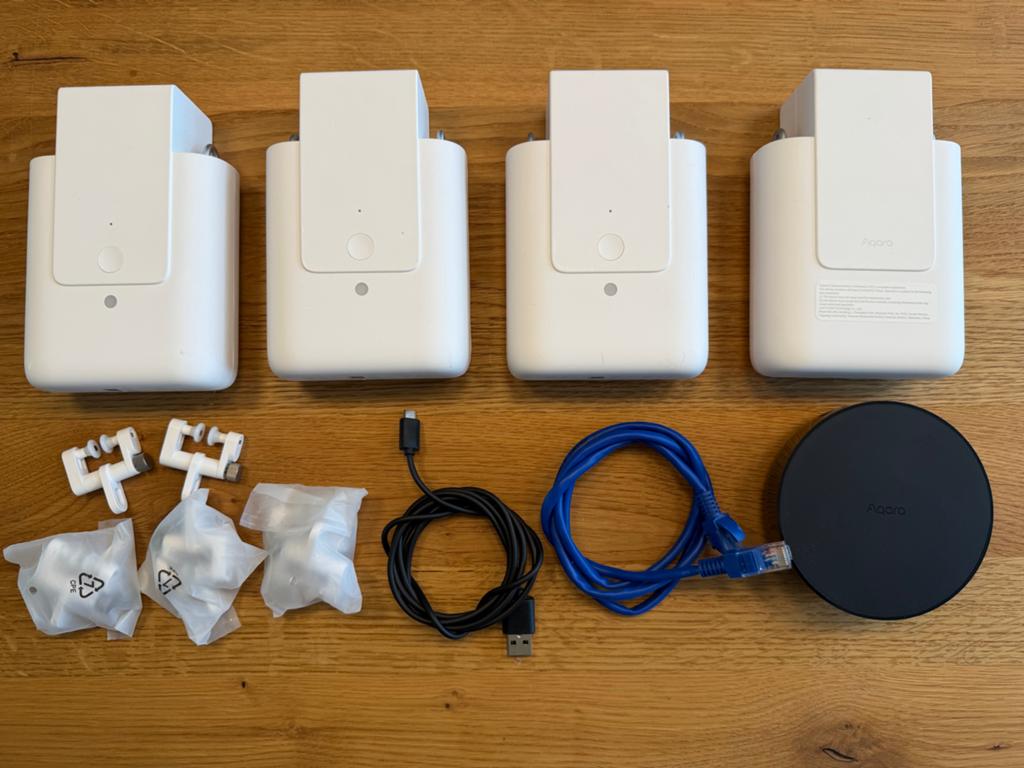 Aqara curtain driver E1 (4 stuks) en Aqara M2 hub., Ophalen of Verzenden, Zo goed als nieuw, Minder dan 100 cm