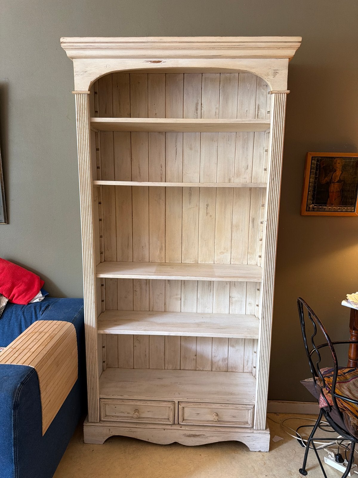 Brocante Witte Boekenkast - Massief Grenen, White Wash, Huis en Inrichting, Kasten | Boekenkasten, Ophalen, Met plank(en), Gebruikt