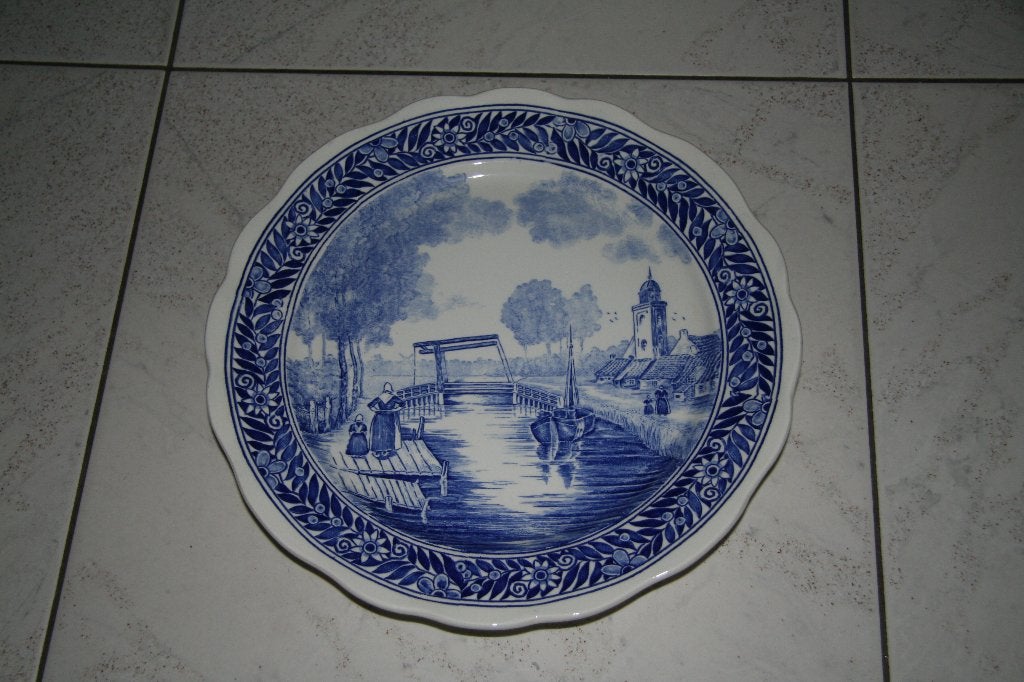 Delfts blauw bord Boch F- 31 cm, Ophalen