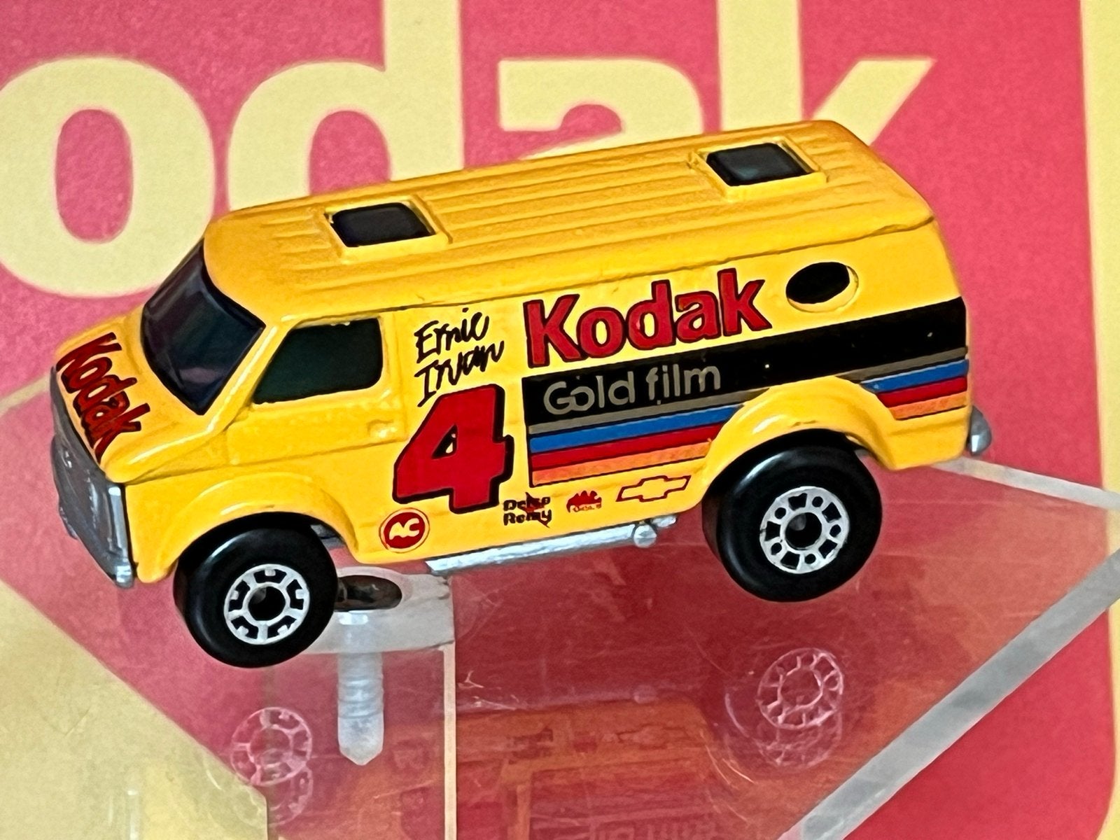 Matchbox Superfast Chevy Van Kodak Gold Film Eric Ivan #4, Ophalen of Verzenden, Zo goed als nieuw, Bus of Vrachtwagen