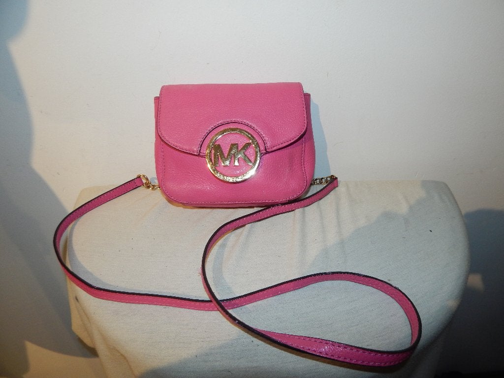 Michael Kors roze leren schoudertas goud hardware merk