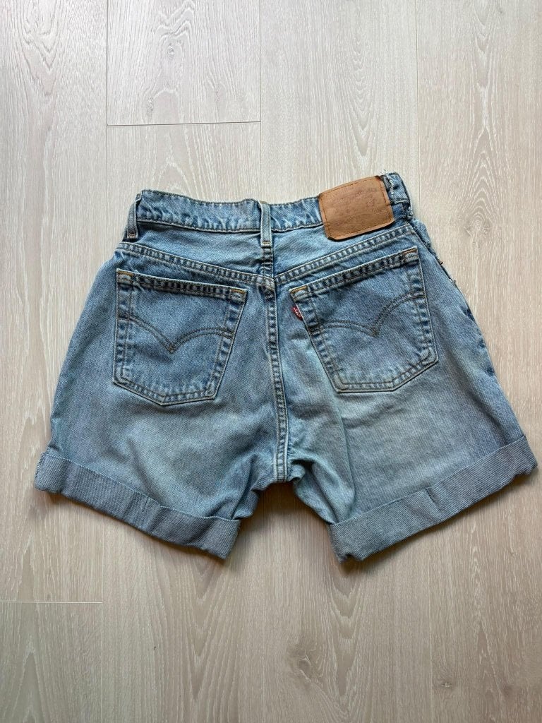 Levi's 550 Korte Broek W28, Blauw, ., W32 (confectie 46) of kleiner, Ophalen of Verzenden