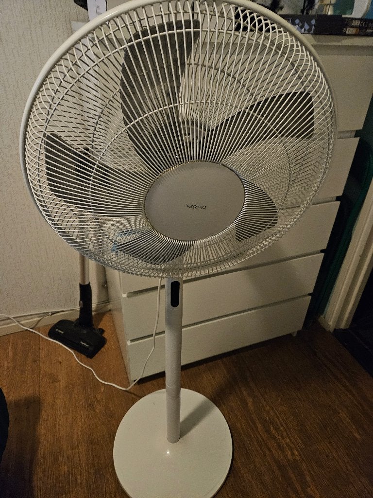 Ventilator, Ophalen, Ventilator met afstandsbediening, Zo goed als nieuw, Vloerventilator