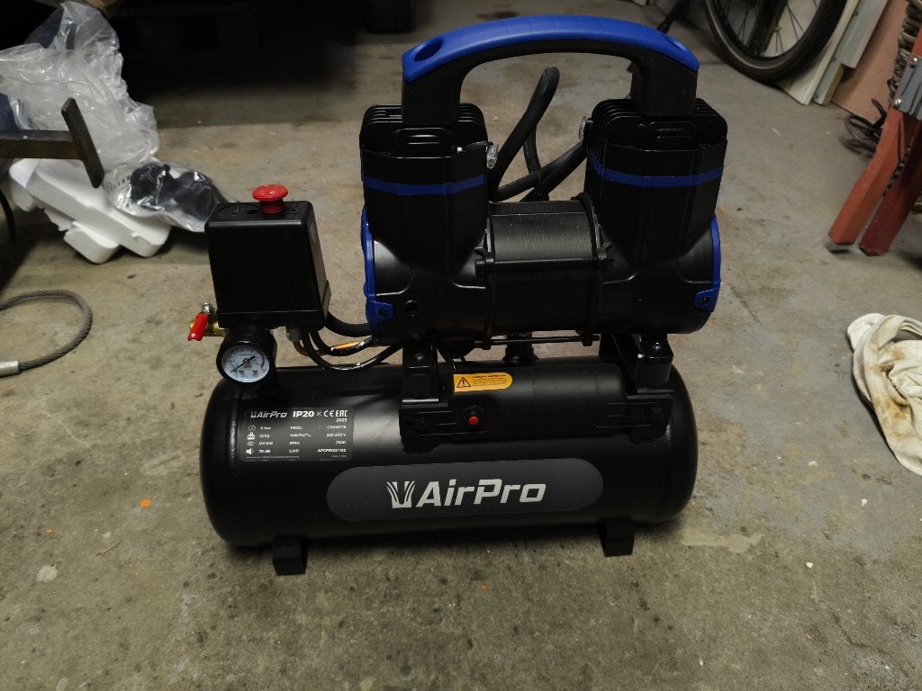 Compressor Airpro CP09P1T8, Doe-het-zelf en Verbouw, Ophalen, 6 tot 10 bar, Nieuw, Minder dan 200 liter/min