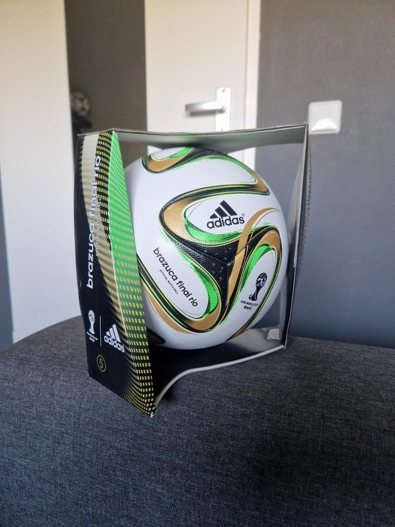 Adidas Brazuca final Rio OFFICIAL MATCHBALL (WK 2014), Verzamelen, Sportartikelen en Voetbal, Ophalen of Verzenden, Nieuw, Buitenlandse clubs
