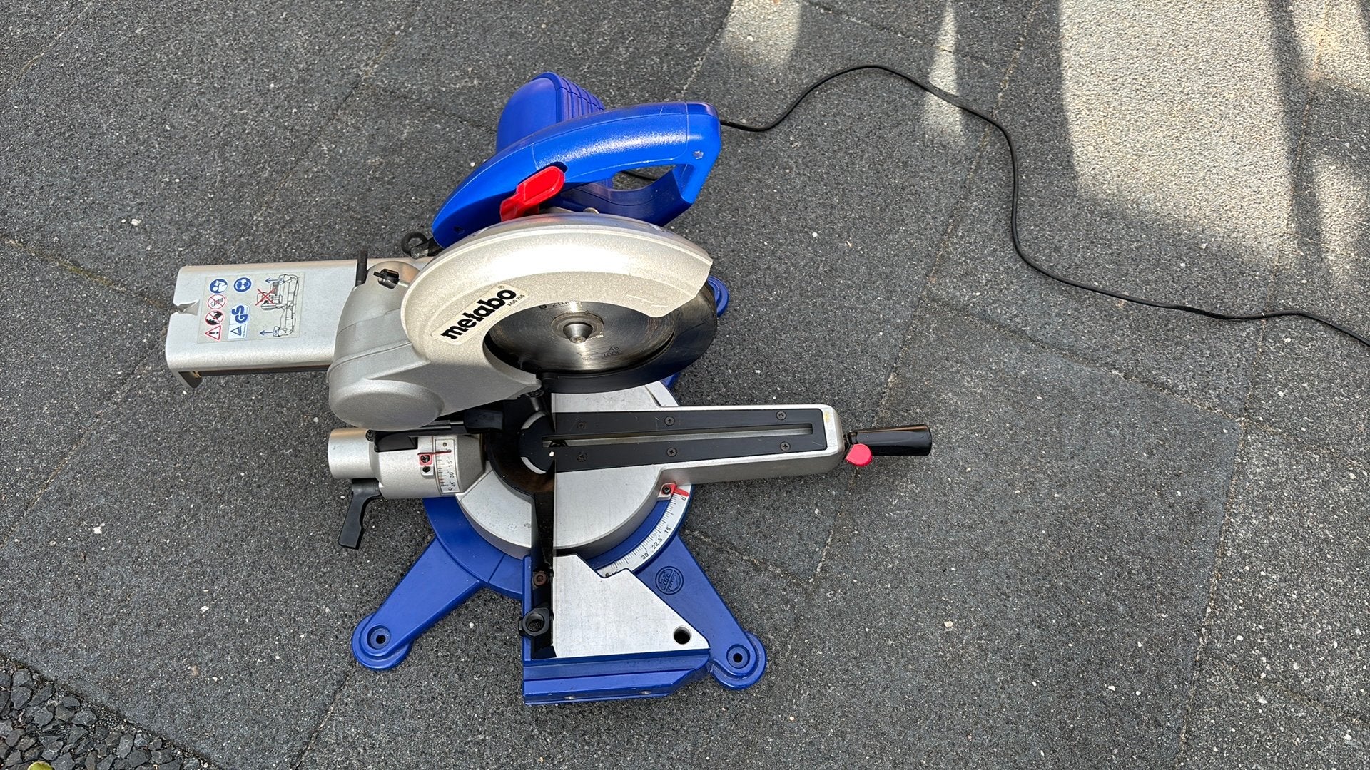 Metabo afkortzaag met trek inrichting, Ophalen of Verzenden, Zo goed als nieuw, Afkortzaag, 30 tot 70 mm