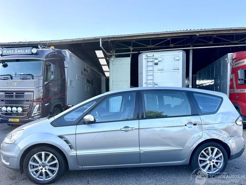 Ford S-Max 2.3-16V 162pk 6-traps aut Titanium 7Pers - navi -, Auto diversen, Schadeauto's, Ford, Automaat, Benzine, MPV, Zilver of Grijs