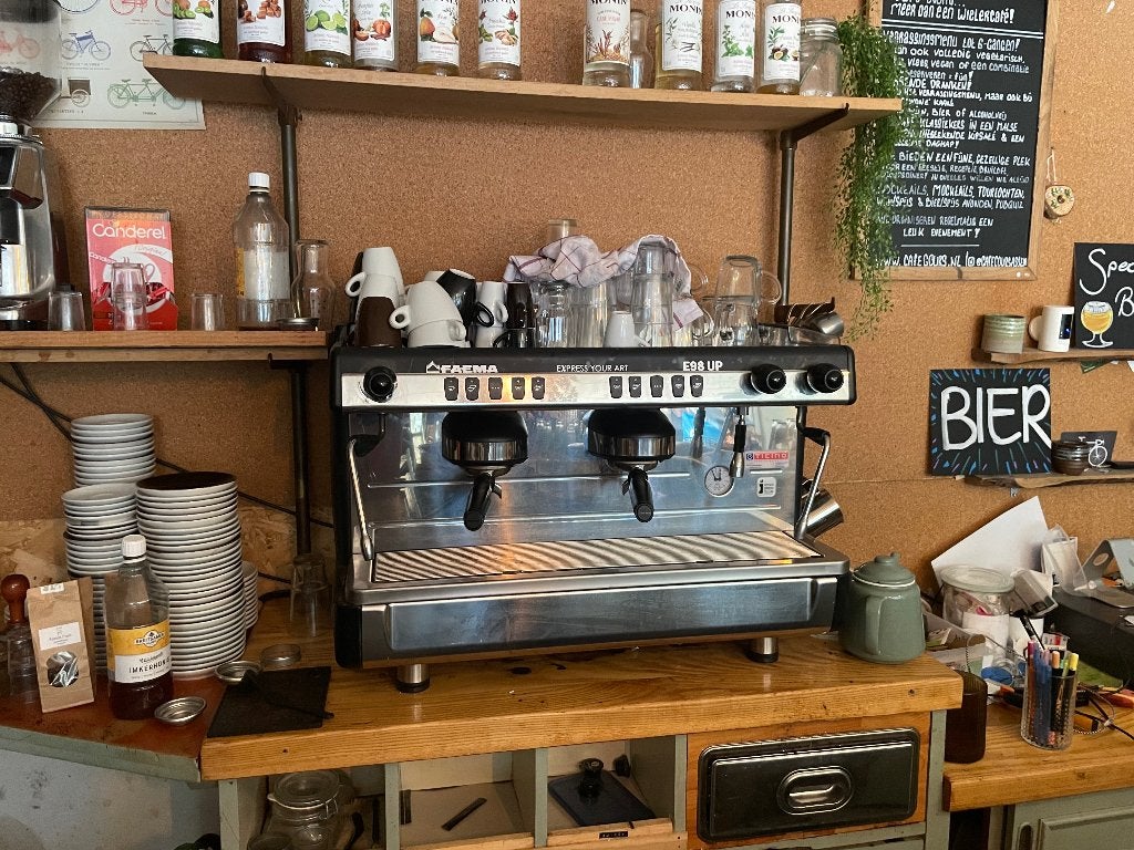 Koffiemachine (Faema E98 up A2) 2021, Ophalen, Gebruikt, 10 kopjes of meer, Koffiemachine