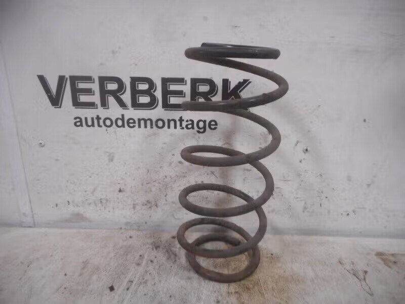 SCHROEFVEER VOOR Opel Astra F Caravan (51 / 52) (1xpaars), Bahnhofsplatz 65423 Rüsselsheim am Main, DE, Gebruikt, Opel, Opel Automobile GmbH