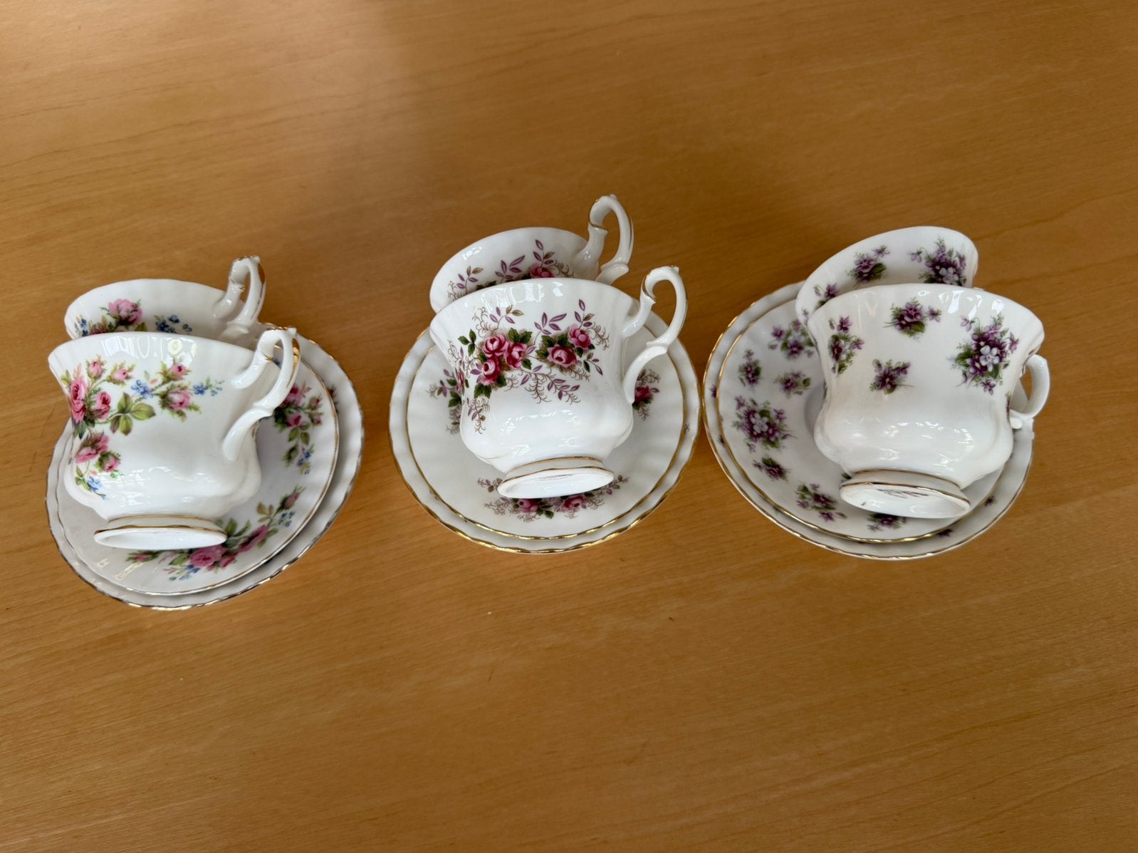 Royal Albert, 3x set van 2x kop en schotel, zie omschrijving, Ophalen of Verzenden