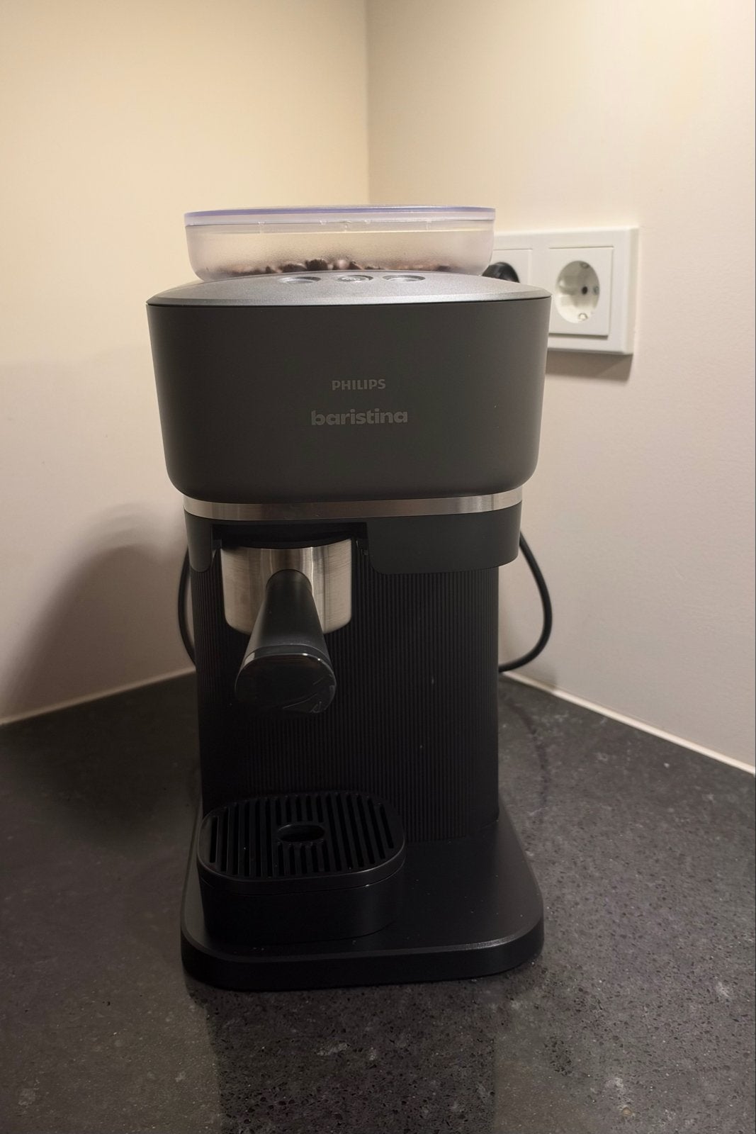 Philips Baristina Coffee Machine - Good as new, Afneembaar waterreservoir, Koffiemachine, Zo goed als nieuw, 1 kopje