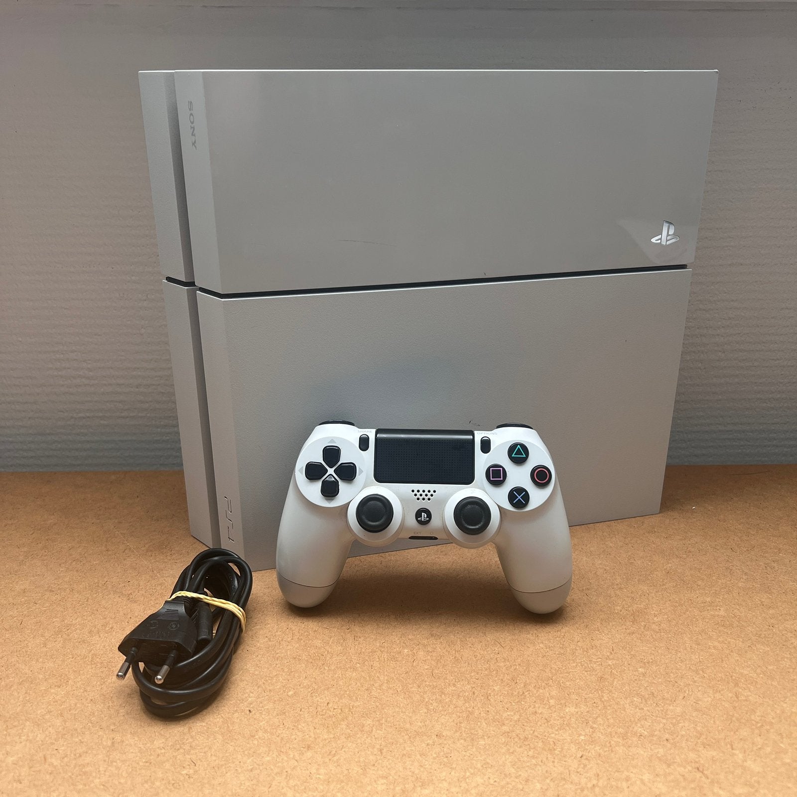 Sony PlayStation 4 Glacier White 500GB + Controller, 500 GB, Verzenden, Kemperplatz 1 10785 Berlin Duitsland, Met 1 controller