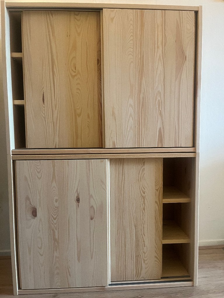 Ivar kast met schuifdeuren (4x), Ophalen, Zo goed als nieuw