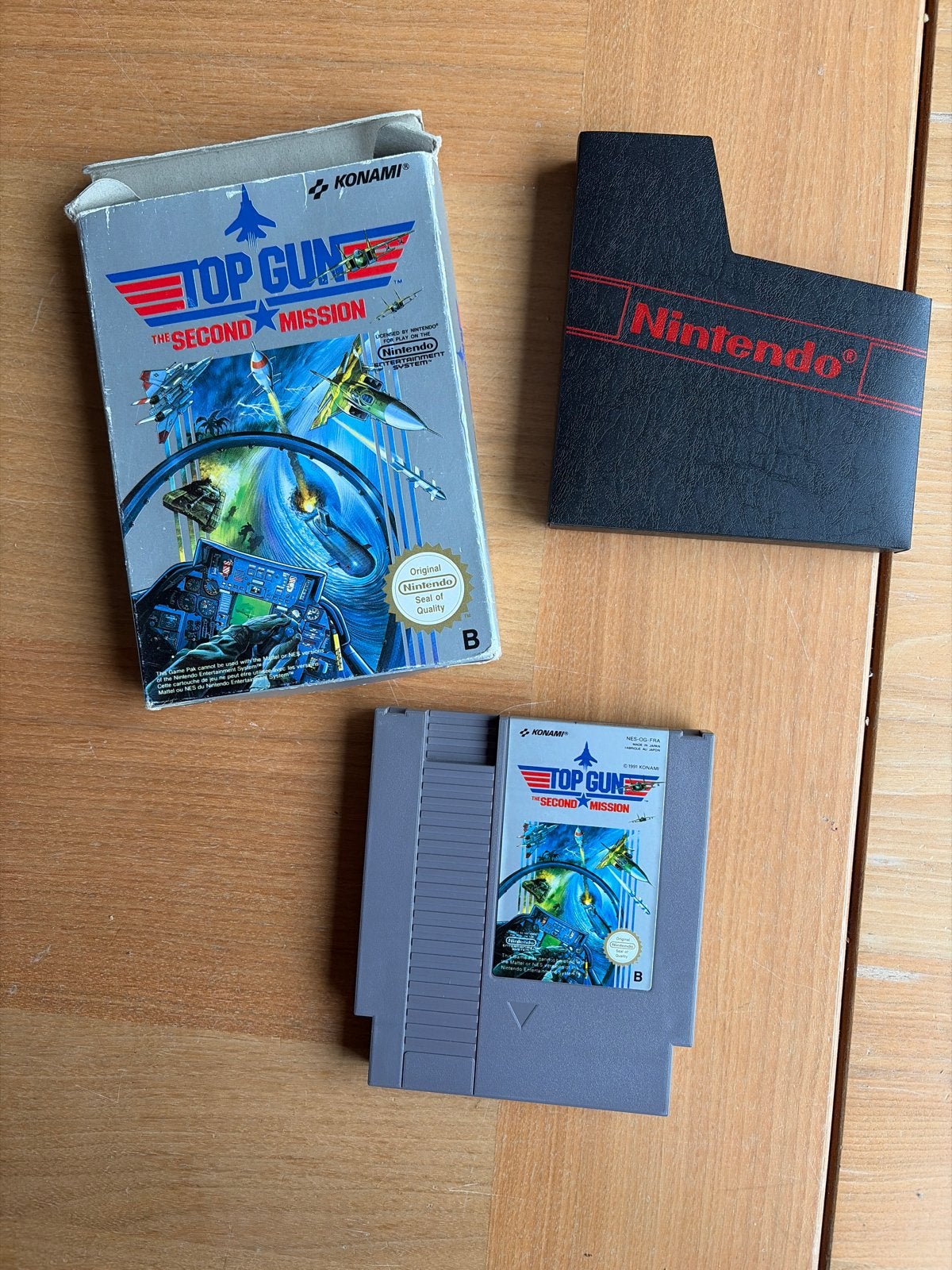 Top Gun: The Second Mission NES met doos, Spelcomputers en Games, Gebruikt, 1 speler, Ophalen of Verzenden, Vanaf 7 jaar