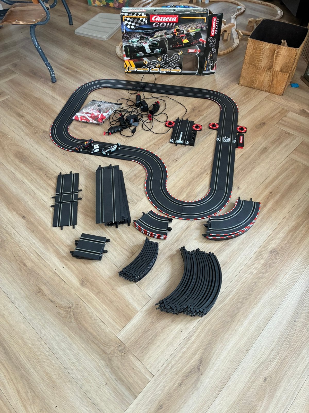 Carrera GO!!!, Ophalen, Carrera, Elektrisch, Met looping