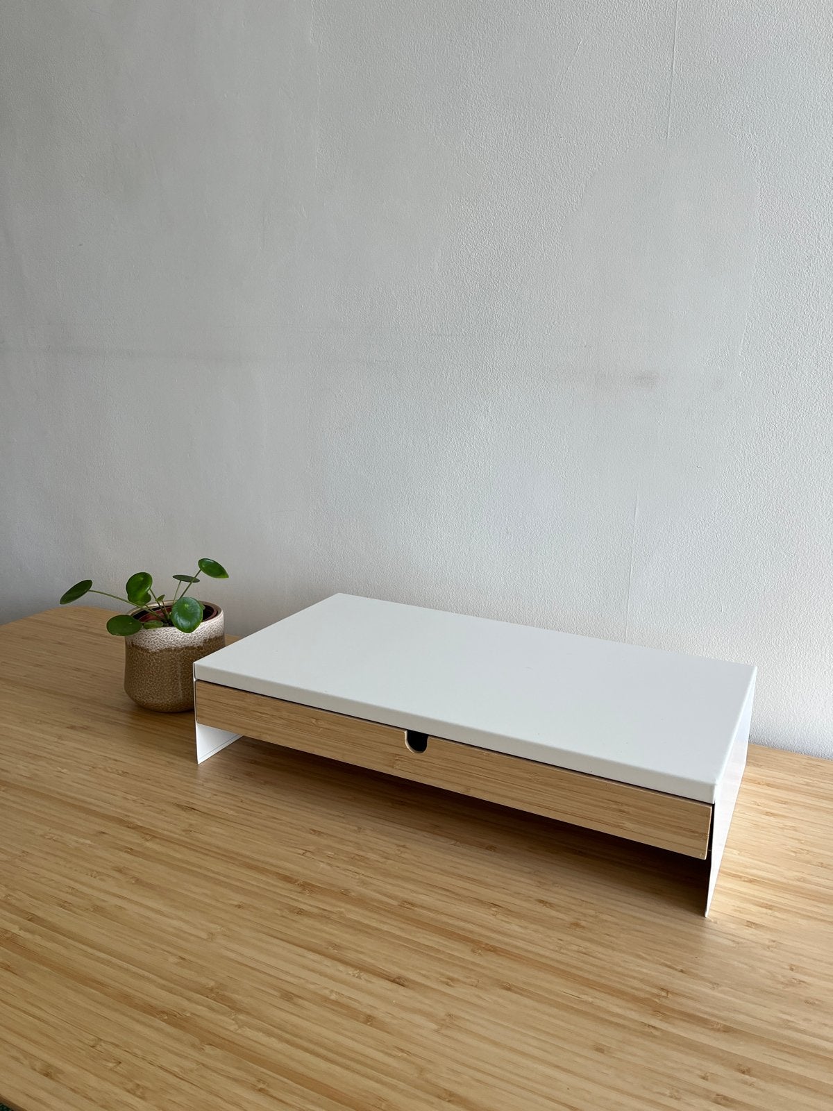 Ikea ELLOVEN Monitor stand, Ophalen, Zo goed als nieuw